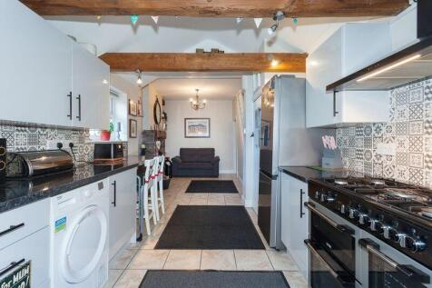 OPEN PLAN KITCHEN DINER