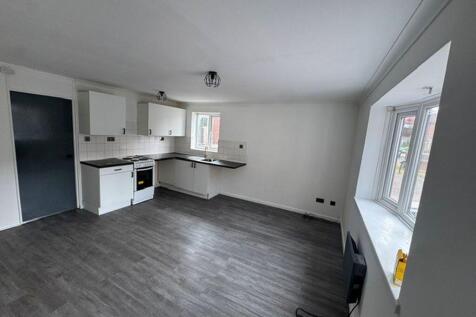 7 Pickwick Court, Shifnal photo 3