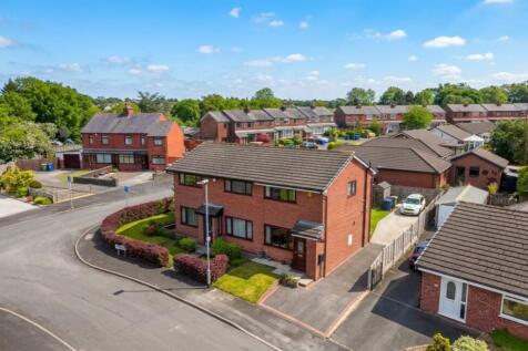 Knightscliffe Crescent - EweMove - Drone Photo