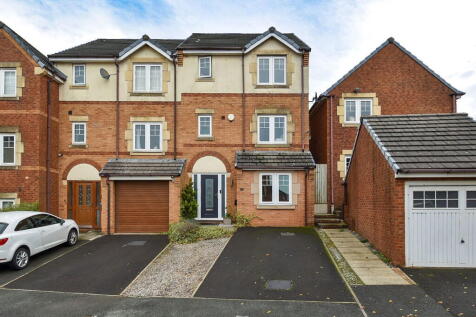 Chorley, PR6 - property photo
