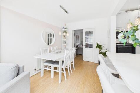 CAM02854G0-PR0441...