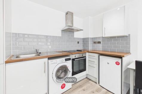 Kitchen/Living area
