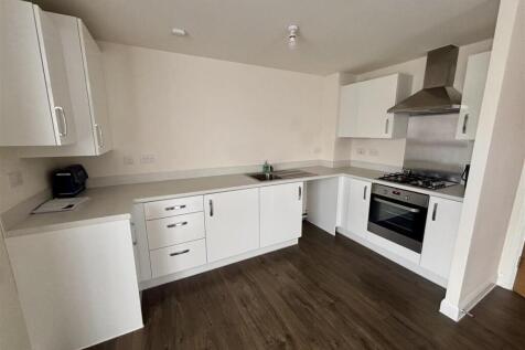 Waite House, Chaddington Strand, Swindon photo 3