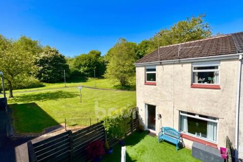 Sempill Avenue, Erskine rear garden