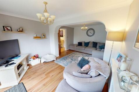 Ashfield Crescent Reception Room