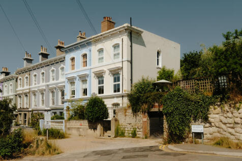Croft-Hastings-QuarryTerrace-Exterior-17