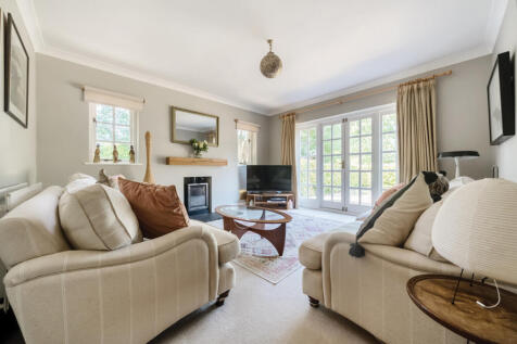 1320900-9-686e8c1...