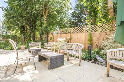 Communal Grounds.jpg