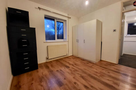 Oak Close, Yate, Bristol photo 5