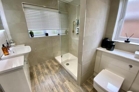 Bramleys Estate Agents - Fernhurst Road - Mirfield