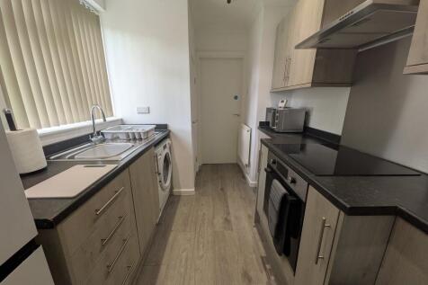 Roughwood Road, Rotherham photo 3