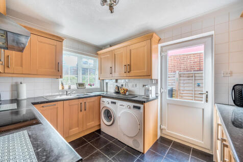 1356095-22-68d28a1655423