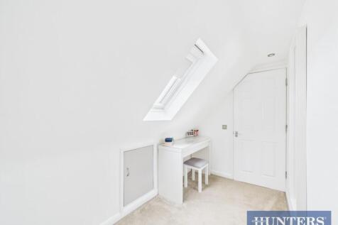 Bedroom 5/ Dressing room