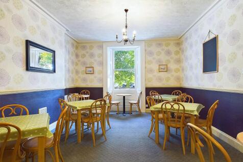 CAM04201G0-PR0017-STILL002