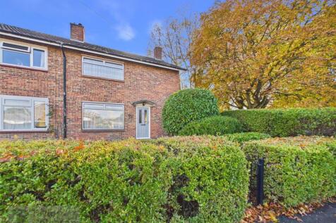 3 Bedroom House in RH10 5DU