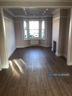 Albion Road, Hounslow, TW3 photo 4