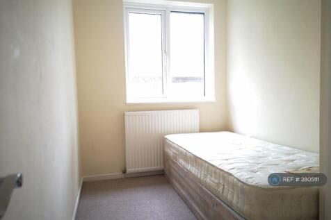 Pendlebury, Bracknell, RG12 photo 5