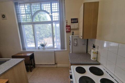 169 Mere Road, Leicester photo 5