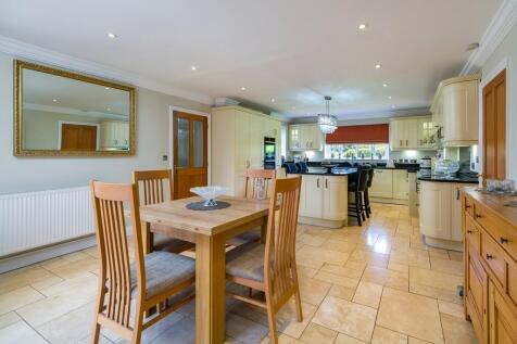 1440px-Brookside ...