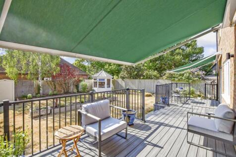 Patio / Decking