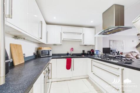 CAM03915G0-PR0034...