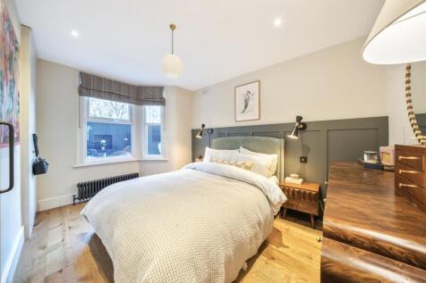 1 bed, 1 bath Flat in London - Photo 5