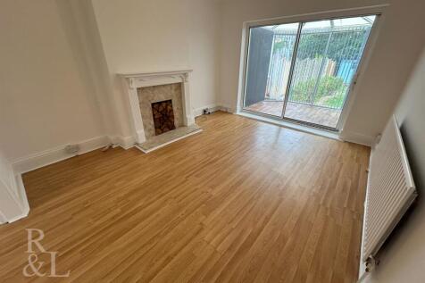 Springhill Grove, Wolverhampton photo 4