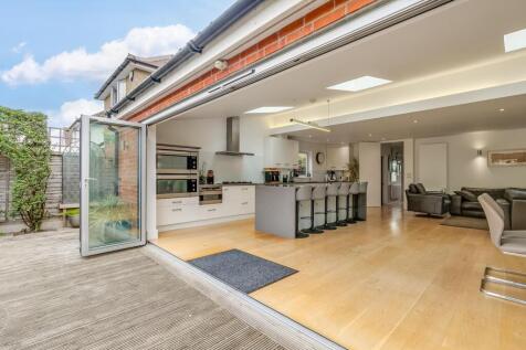 Churchfields 15-21.jpg