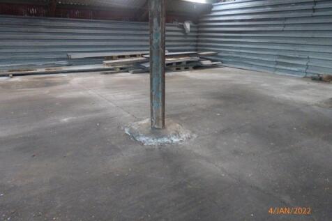 Commercial Property to rent Image 3