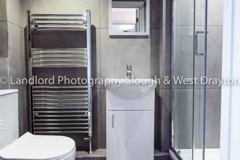 Broomfield, Guildford photo 5