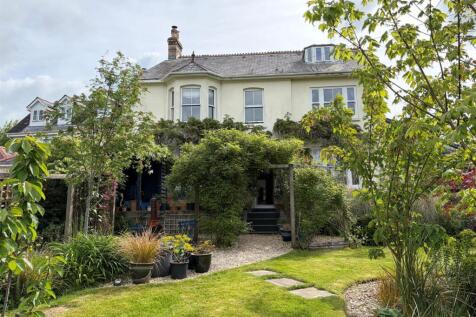 house rear 5.jpg