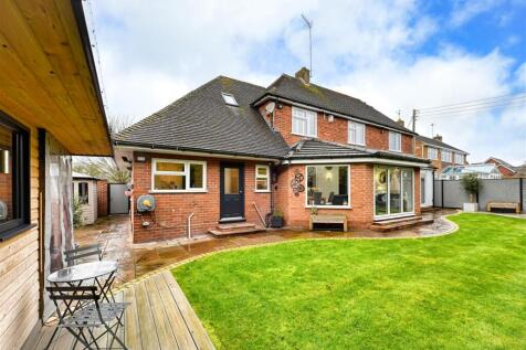 20 Bridgnorth Road-7.jpg