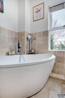 00c888715a6d4caa9415a64c9169c3e5