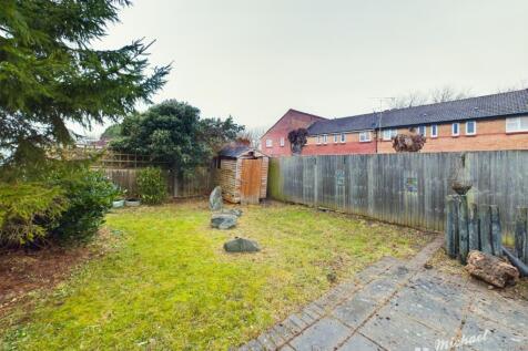 CAM03852G0-PR0157-STILL013