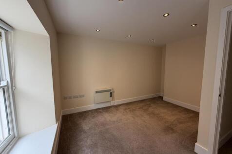 Fore Street, Kingsbridge photo 3
