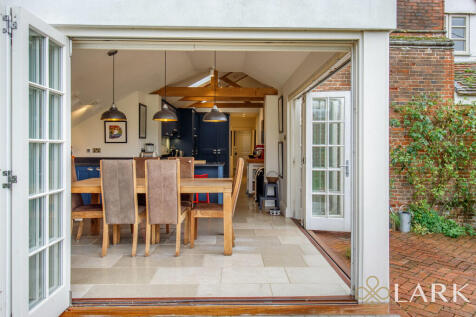 8669044-interiorW...