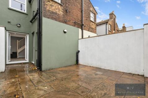 Brighton Road 305-309 1 MV-6.jpg
