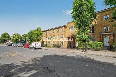 Southgate Road N1-5.jpg