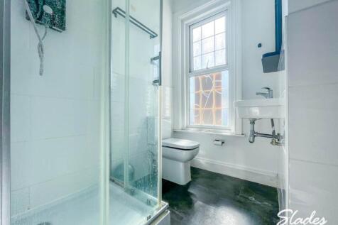 8 93 Southcote Road 
