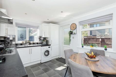 Ainsdale Close_7.jpg
