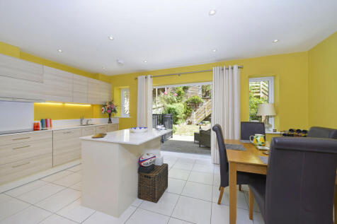 5 Albury Mews Kitchen