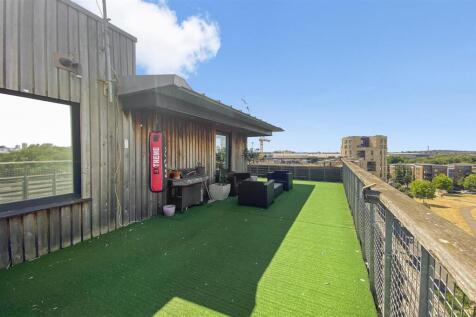 Flat 35, 8 Hillside - Z3XQrr8Vs1e4y7Av0gHW.jpg