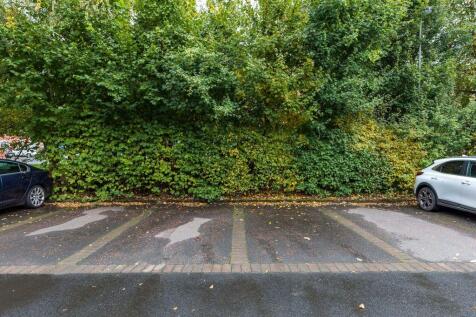 2 X Parking