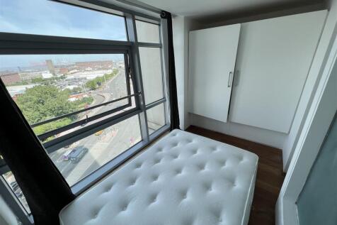 Beetham Tower, Liverpool photo 4