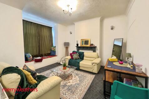 Sherwood Crescent, Rotherham photo 3