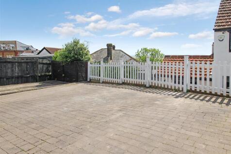 Driveway - New.jpg