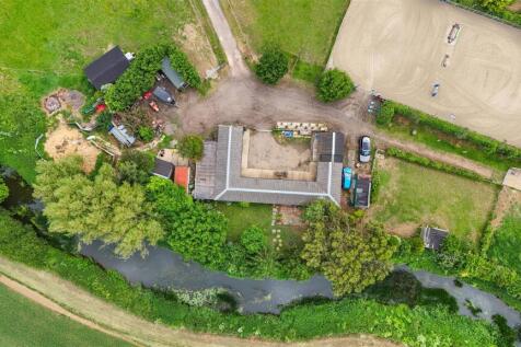HOVEL AND FIELD SHELTER