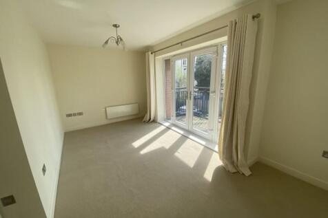 Stoneleigh, 24 Knighton Park Road, LE2 photo 5