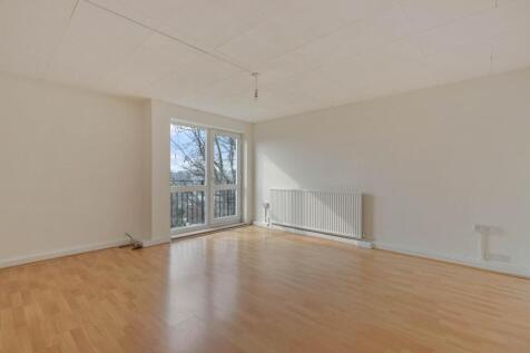 13 Greyfrairs Road, SE26 - 5.jpg