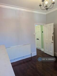 Living/Bedroom 3 